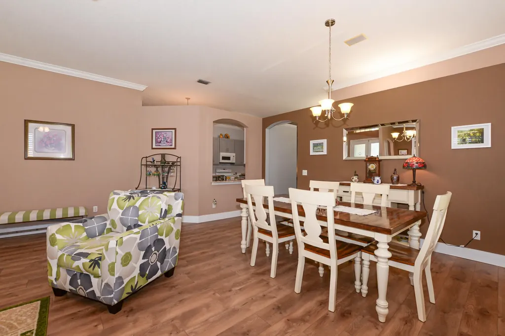 587 NW Lambrusco Drive Port St Lucie FL 34986