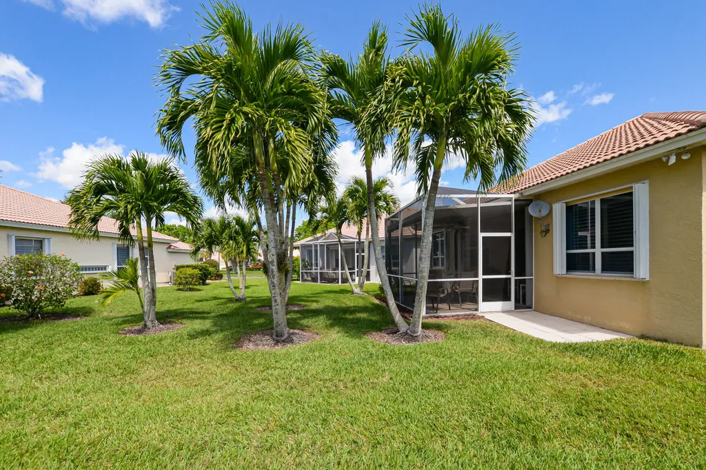 587 NW Lambrusco Drive Port St Lucie FL 34986