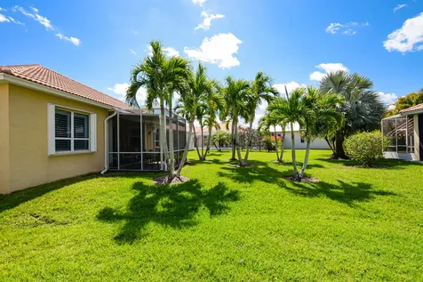 587 NW Lambrusco Drive Port St Lucie FL 34986