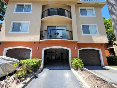 4163 N Haverhill Road West Palm Beach FL 33417