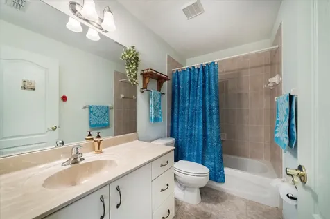 324 NE Gladiola Avenue Port St Lucie FL 34983