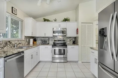 7283 Via Palomar Boca Raton FL 33433