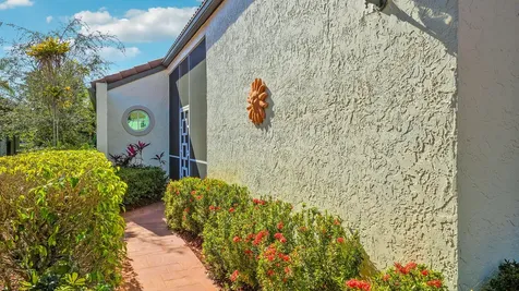 7283 Via Palomar Boca Raton FL 33433