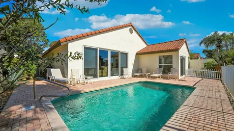 7283 Via Palomar Boca Raton FL 33433