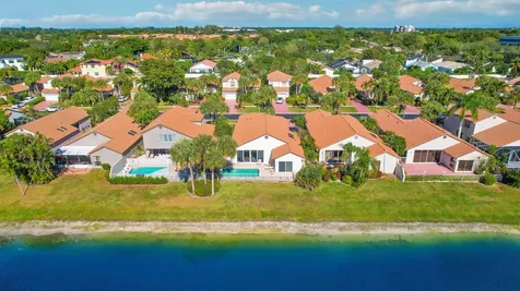 7283 Via Palomar Boca Raton FL 33433