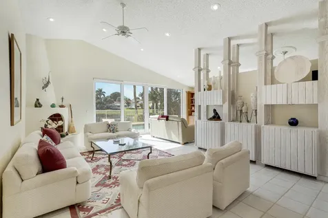 7283 Via Palomar Boca Raton FL 33433