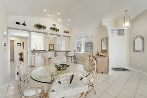 7283 Via Palomar Boca Raton FL 33433