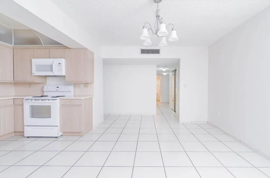 20341 NE 30th Avenue Aventura FL 33180