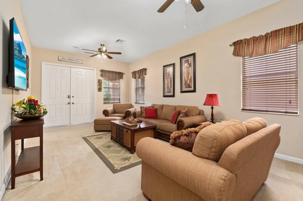 1014 NW Leonardo Circle Port St Lucie FL 34986