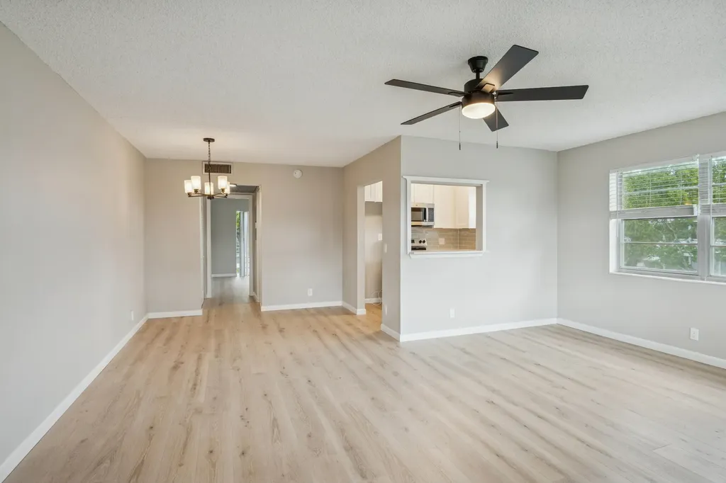244 Camden J West Palm Beach FL 33417