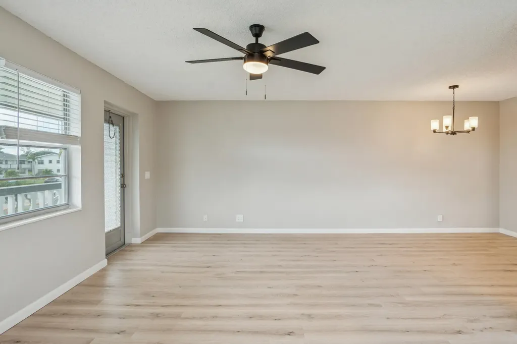 244 Camden J West Palm Beach FL 33417