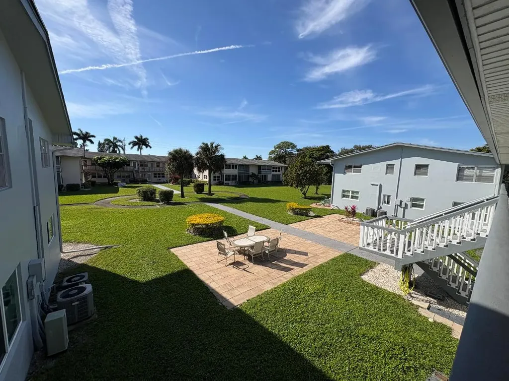 44 Waltham B West Palm Beach FL 33417