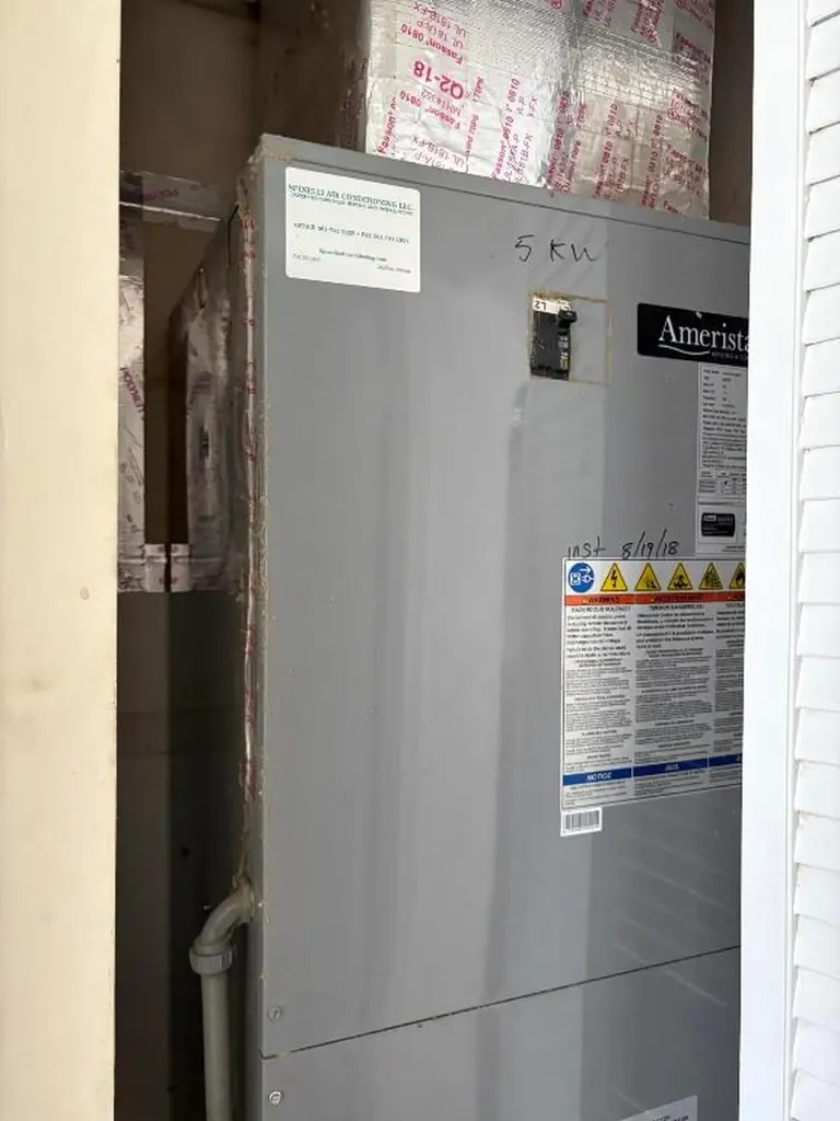 44 Waltham B West Palm Beach FL 33417