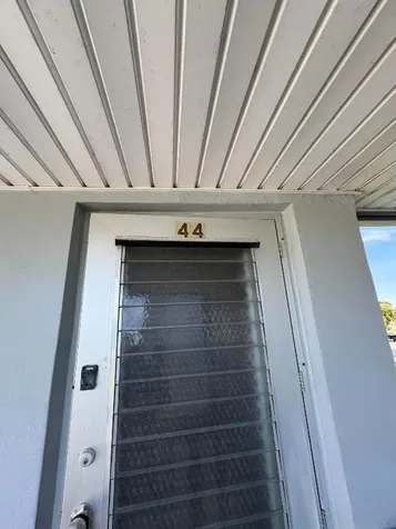 44 Waltham B West Palm Beach FL 33417