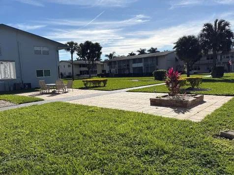 44 Waltham B West Palm Beach FL 33417