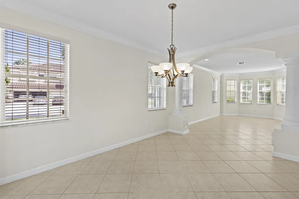 6597 Marbletree Lane Lake Worth FL 33467
