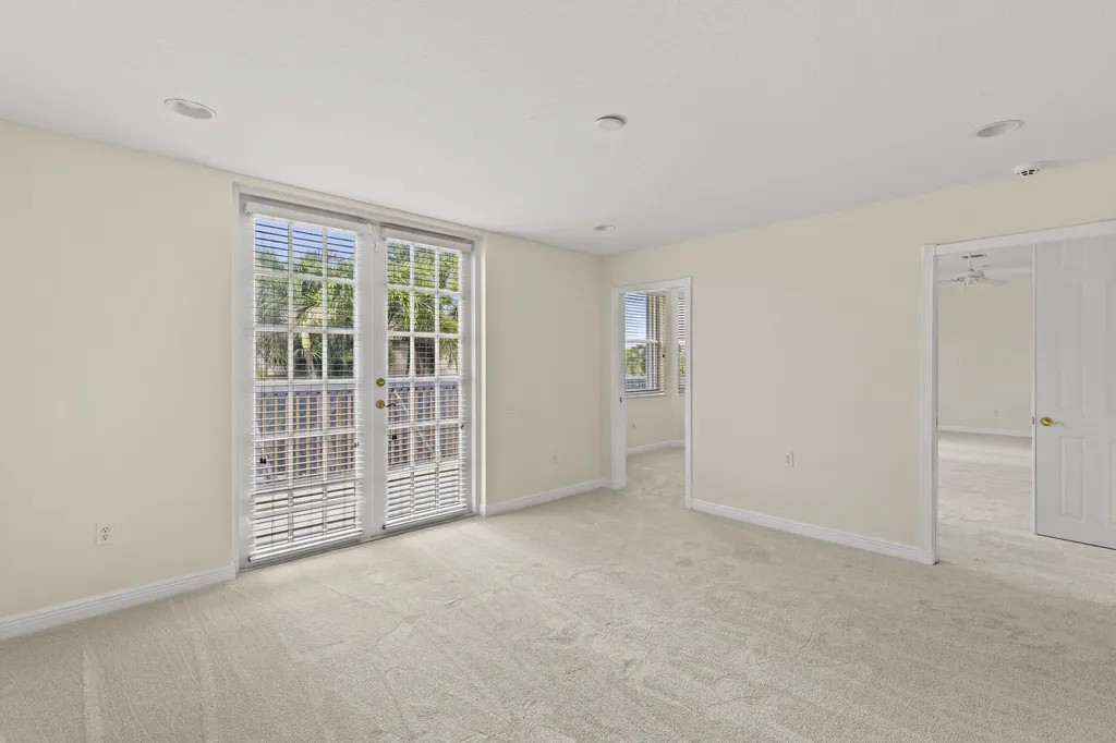 6597 Marbletree Lane Lake Worth FL 33467