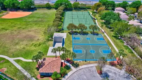6597 Marbletree Lane Lake Worth FL 33467