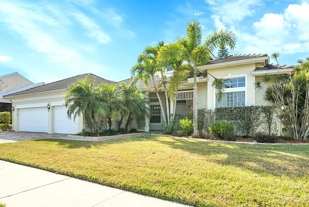 211 NW Pleasant Grove Way Port St Lucie FL 34986