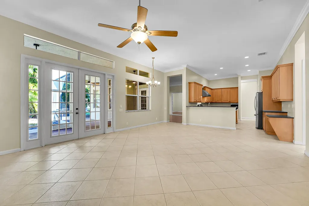 211 NW Pleasant Grove Way Port St Lucie FL 34986
