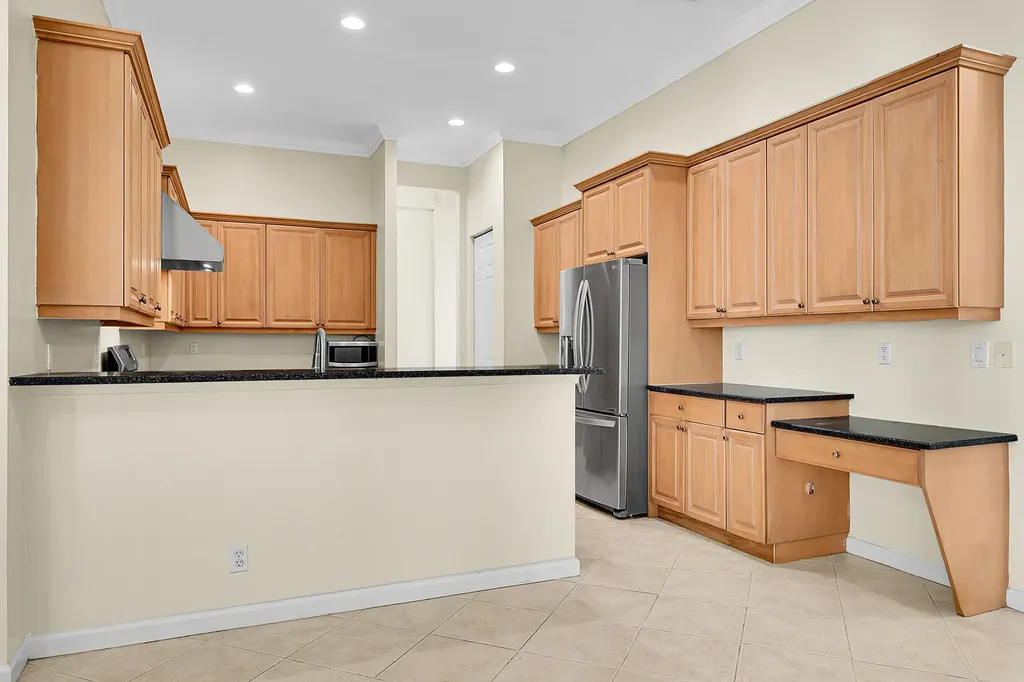 211 NW Pleasant Grove Way Port St Lucie FL 34986
