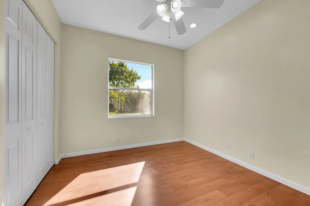 211 NW Pleasant Grove Way Port St Lucie FL 34986