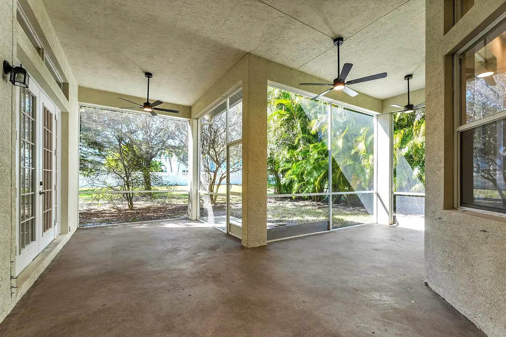 211 NW Pleasant Grove Way Port St Lucie FL 34986