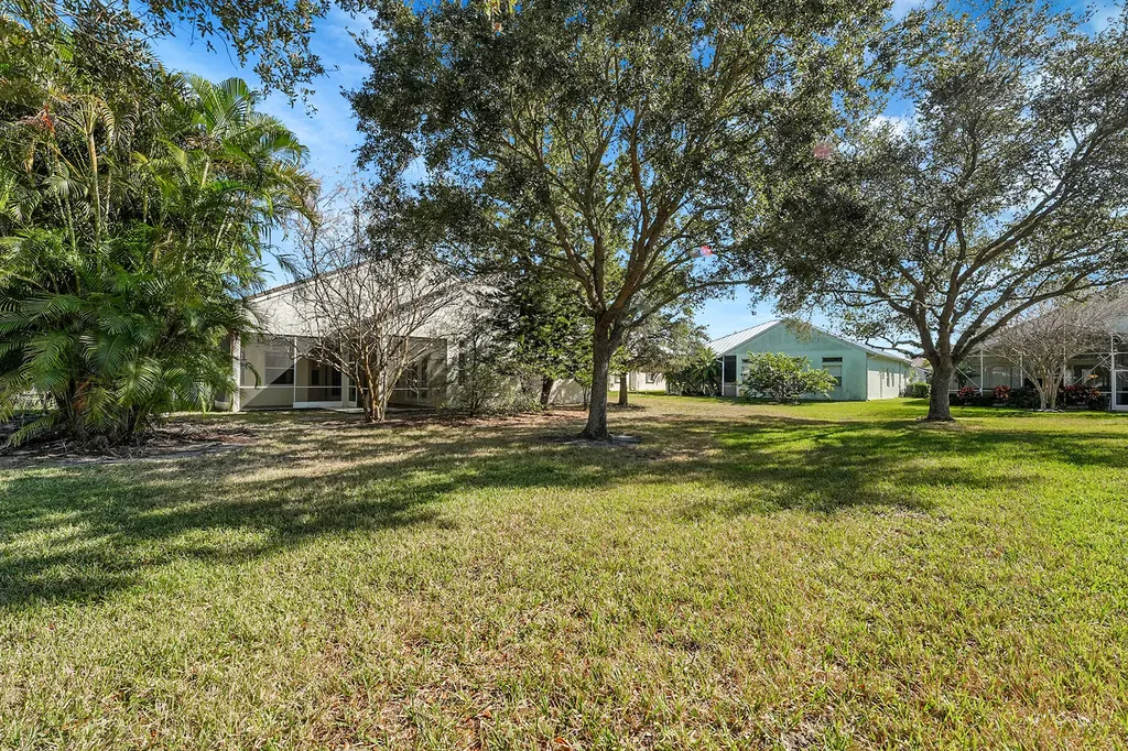 211 NW Pleasant Grove Way Port St Lucie FL 34986