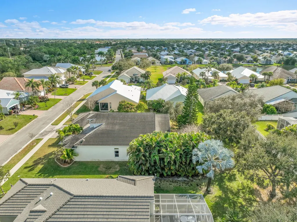 211 NW Pleasant Grove Way Port St Lucie FL 34986