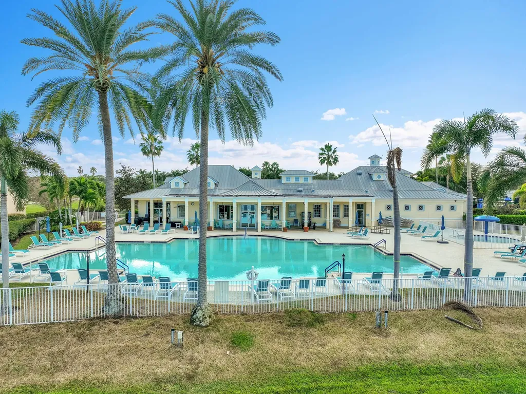 211 NW Pleasant Grove Way Port St Lucie FL 34986