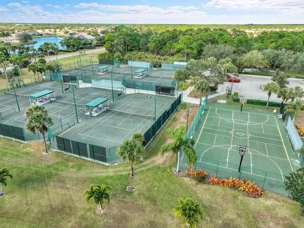 211 NW Pleasant Grove Way Port St Lucie FL 34986