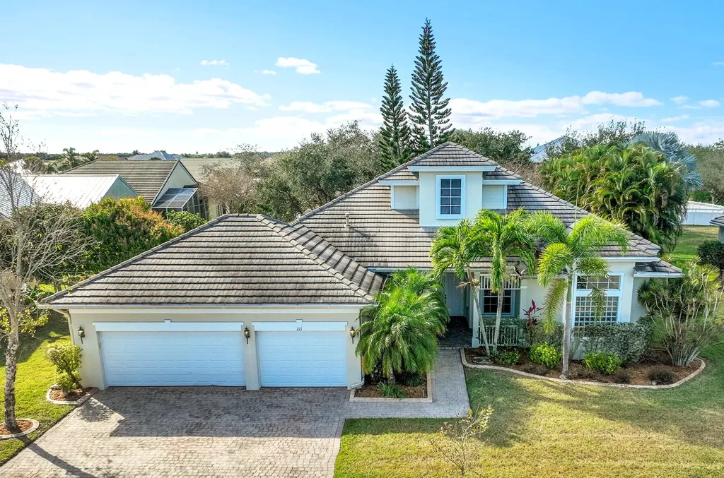 211 NW Pleasant Grove Way Port St Lucie FL 34986