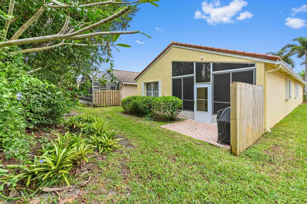 9550 Cherry Blossom Court Boynton Beach FL 33437