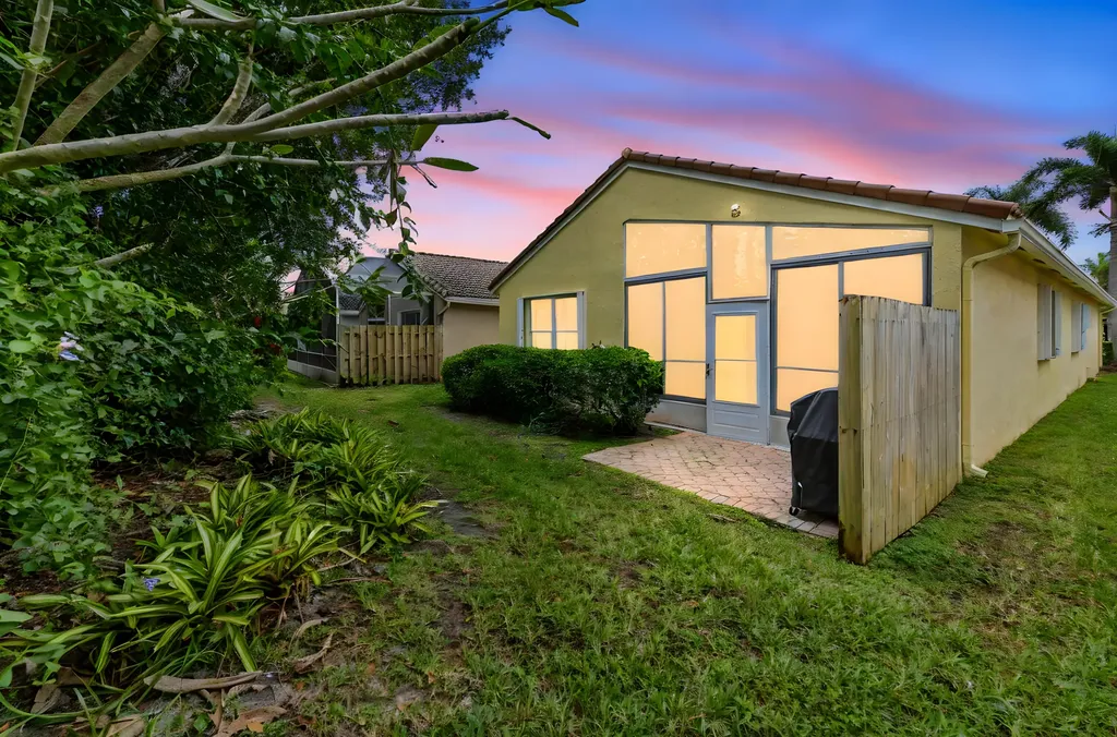9550 Cherry Blossom Court Boynton Beach FL 33437