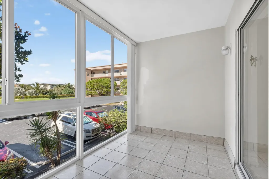 2615 NE 1st Court Boynton Beach FL 33435