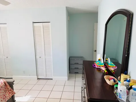 4732 Chariot Circle Greenacres FL 33463