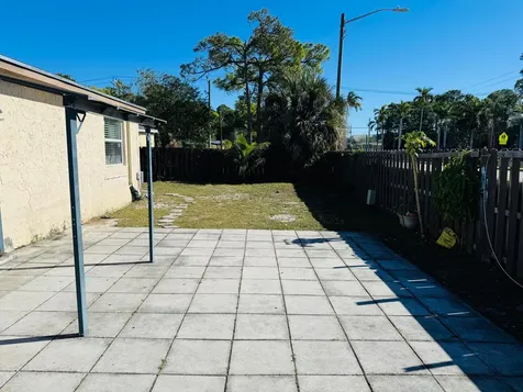 4732 Chariot Circle Greenacres FL 33463