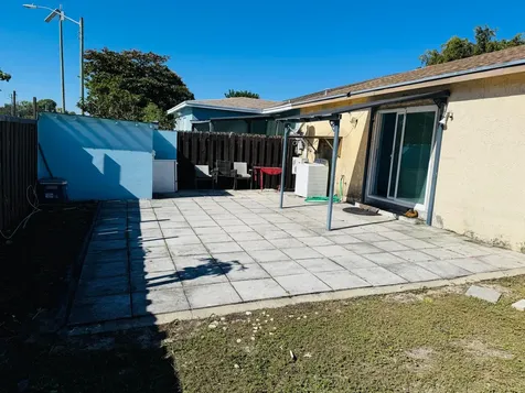 4732 Chariot Circle Greenacres FL 33463