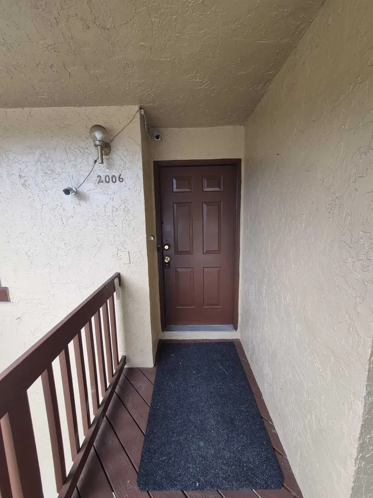 2006 Lakeview Drive W Royal Palm Beach FL 33411