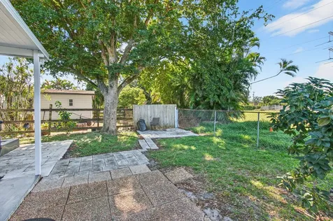 22849 Tradewind Road Boca Raton FL 33428