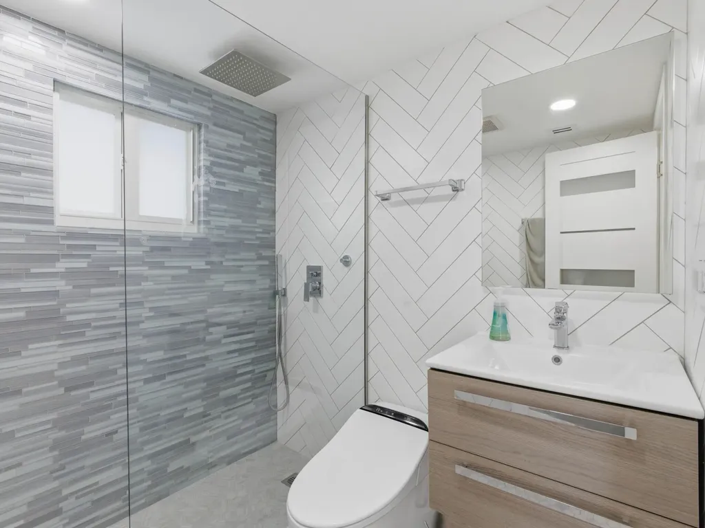 2210 NE 3rd Avenue Delray Beach FL 33444