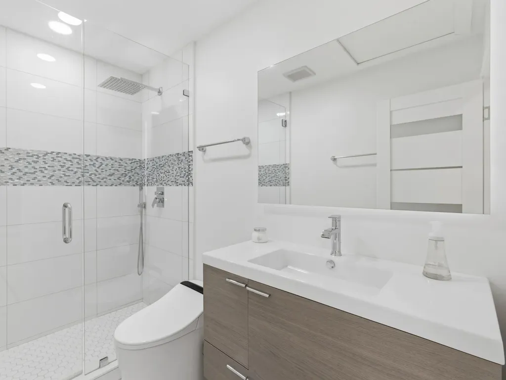 2210 NE 3rd Avenue Delray Beach FL 33444