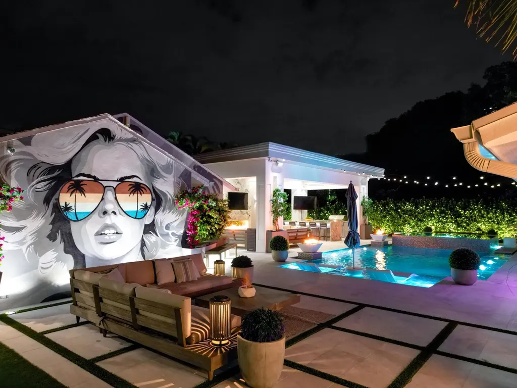 2210 NE 3rd Avenue Delray Beach FL 33444