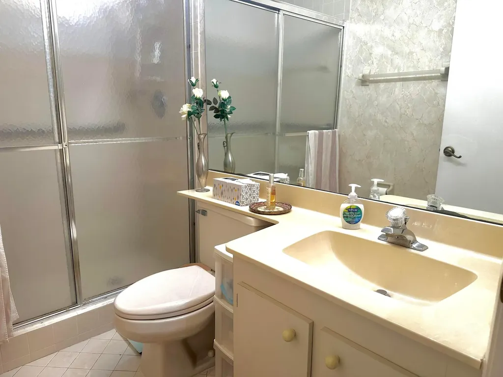 25 Pelican Pointe Drive Delray Beach FL 33483