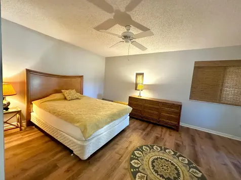 25 Pelican Pointe Drive Delray Beach FL 33483