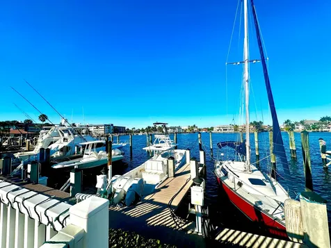 25 Pelican Pointe Drive Delray Beach FL 33483