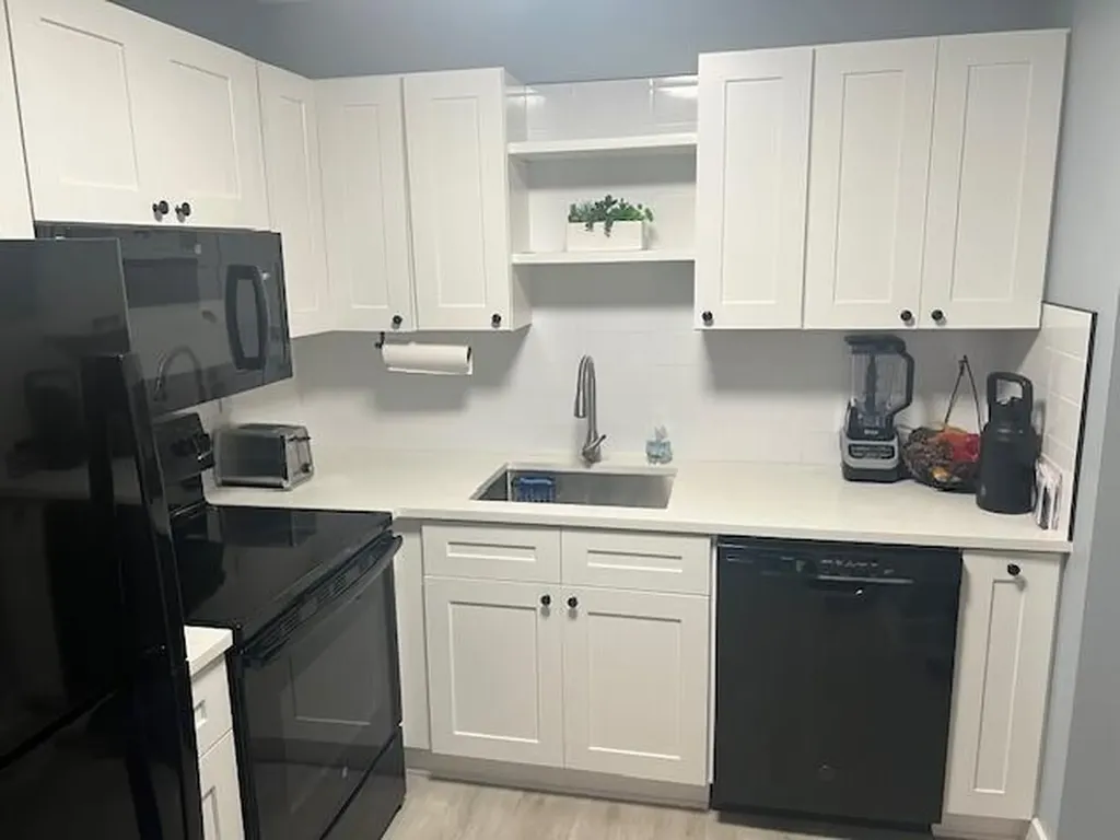 9440 SW 8th Street Boca Raton FL 33428