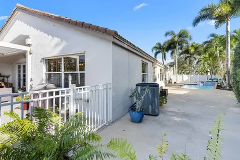 6595 Waverly Lane Lake Worth FL 33467