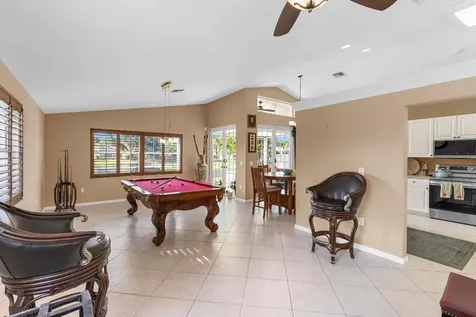 6595 Waverly Lane Lake Worth FL 33467