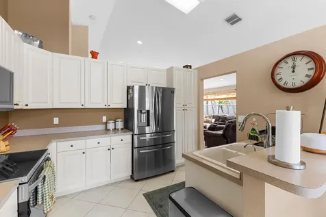 6595 Waverly Lane Lake Worth FL 33467